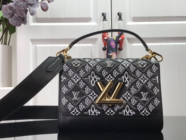 LOUIS VUITTON bags