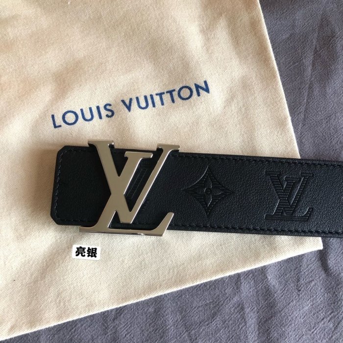 LOUIS VUITTON Belt