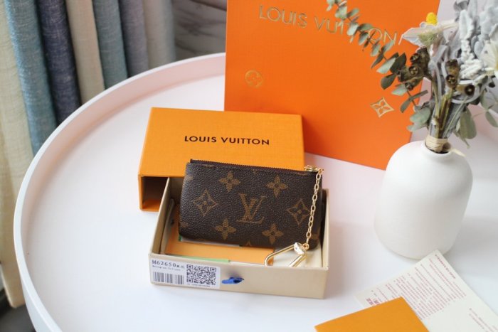 LOUIS VUITTON bags