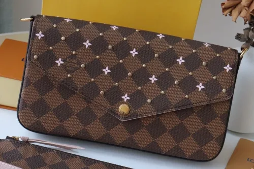 LOUIS VUITTON bags