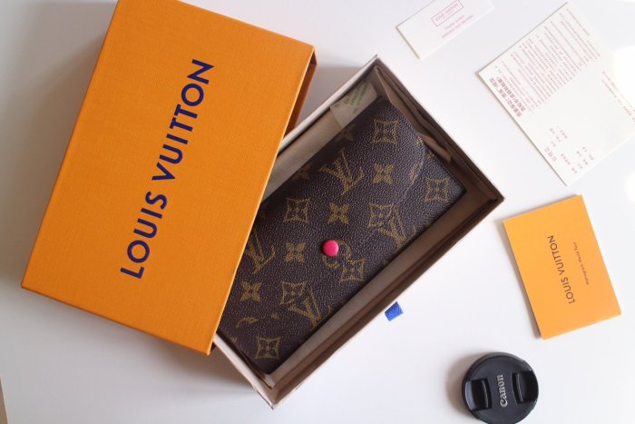 LOUIS VUITTON bags