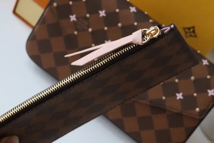 LOUIS VUITTON bags