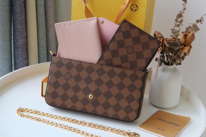 LOUIS VUITTON bags