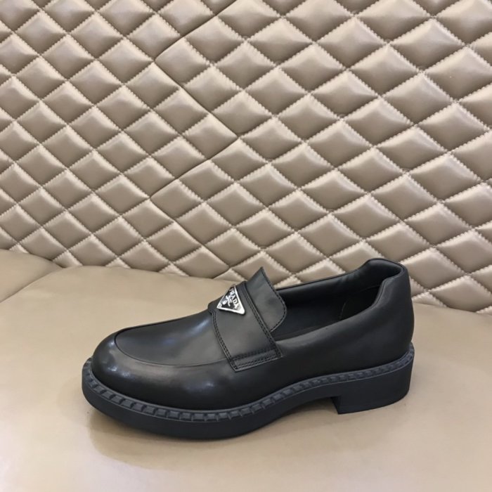 Prada men sneaker eur size 38-44