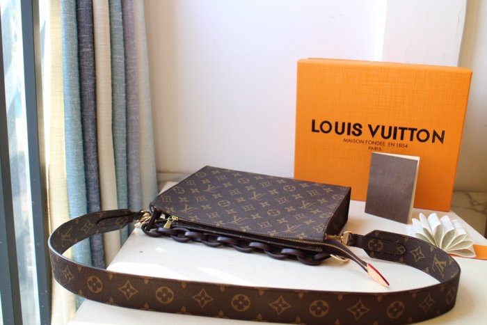 LOUIS VUITTON bags