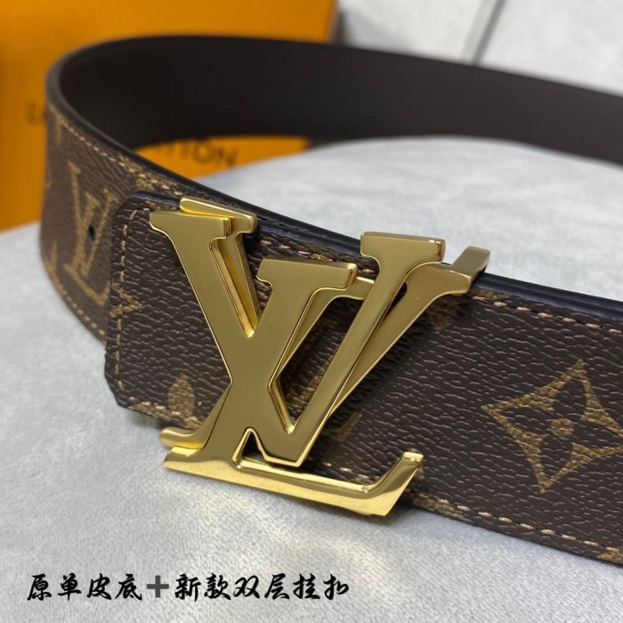 LOUIS VUITTON Belt