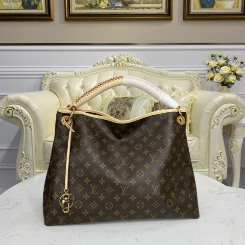 LOUIS VUITTON bags