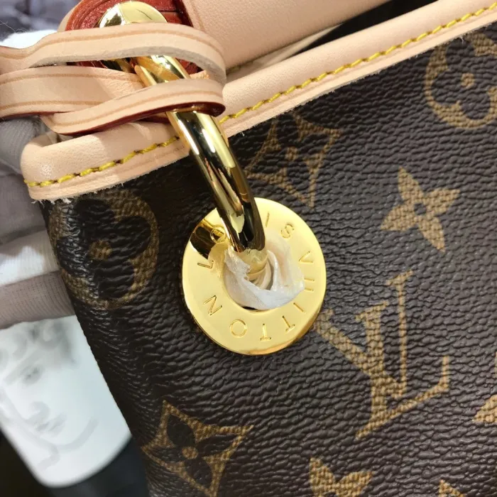 LOUIS VUITTON bags