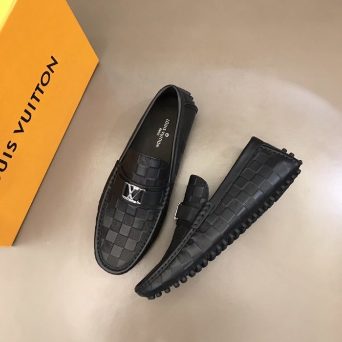 LOUIS VUITTON men sneaker eur size 38-45