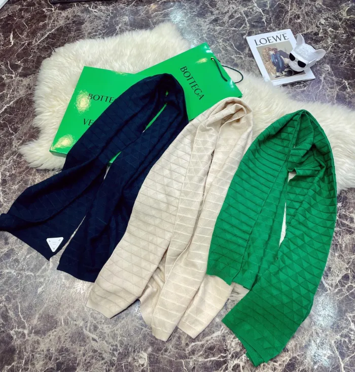 BOTTEGA VENETA Scarves
