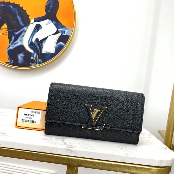 LOUIS VUITTON bags