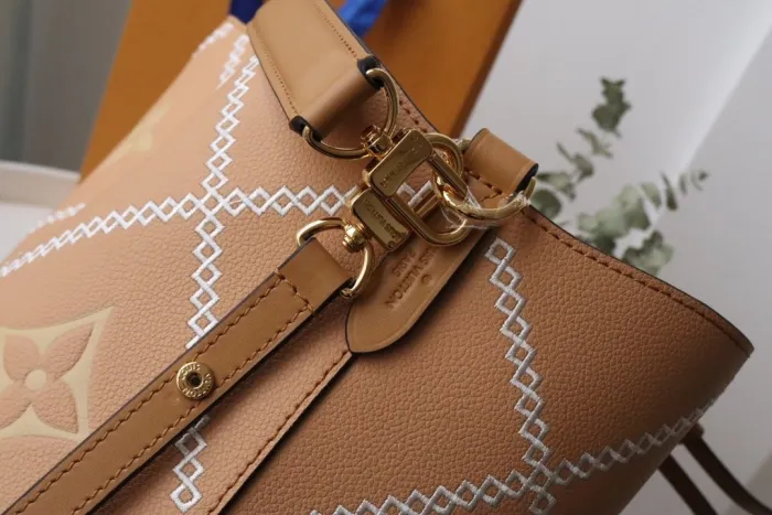 LOUIS VUITTON bags Item NO:179601