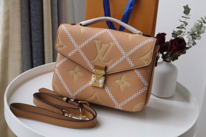 LOUIS VUITTON bags Item NO:179599