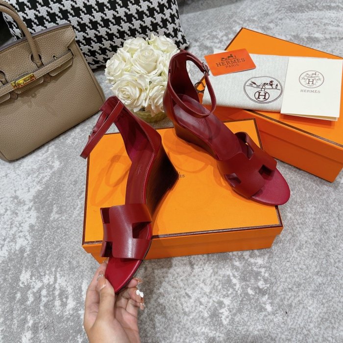 Hermes Women Shoes size 35-39 Item NO：181245