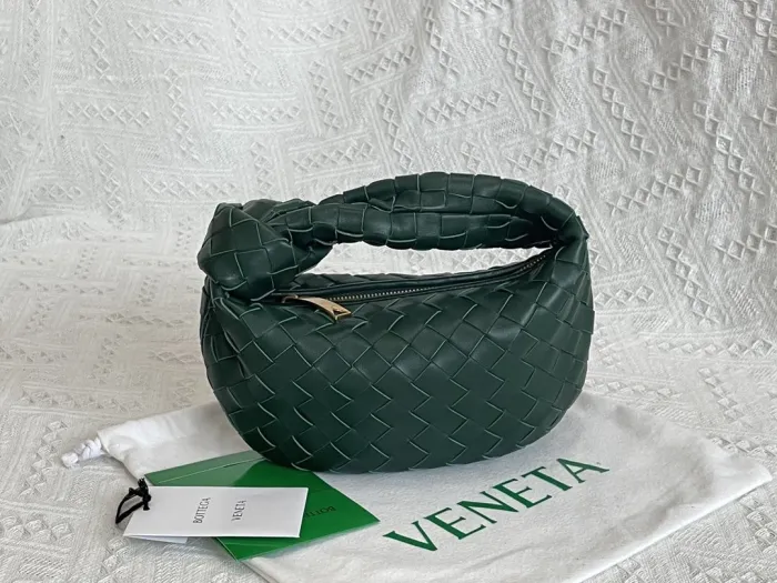 BOTTEGA VENETA bags Item NO：182213