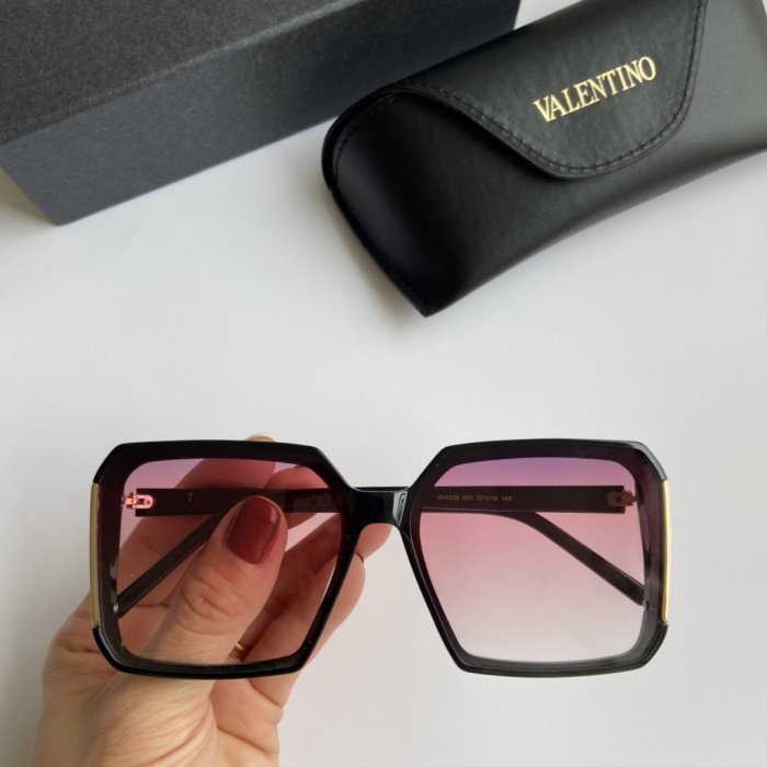 Valentino Sunglasses Item NO：182020