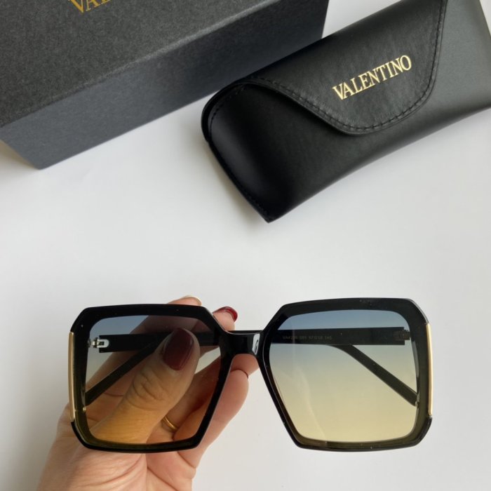 Valentino Sunglasses Item NO：182020