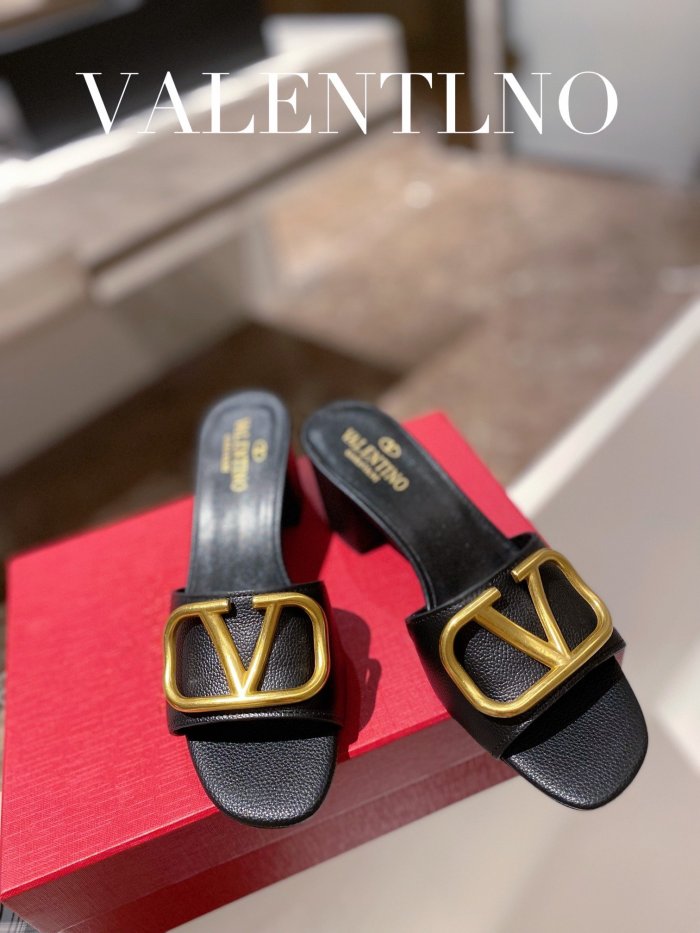 Valentino Women_Slippers/Sandals size eur 35-40