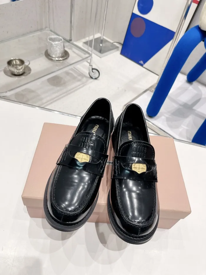 Miu Miu women _Csaual shoes eur 35-40