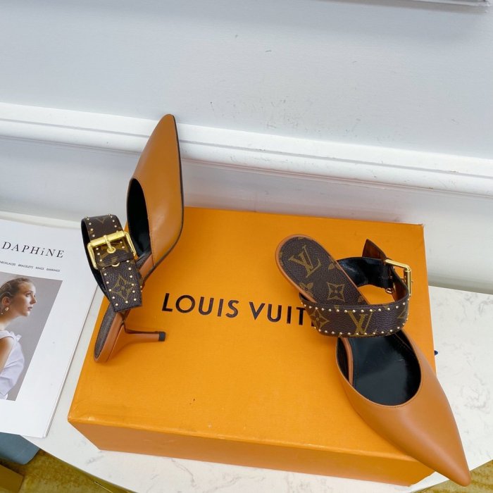 LOUIS VUITTON women slippers size eur 35-39