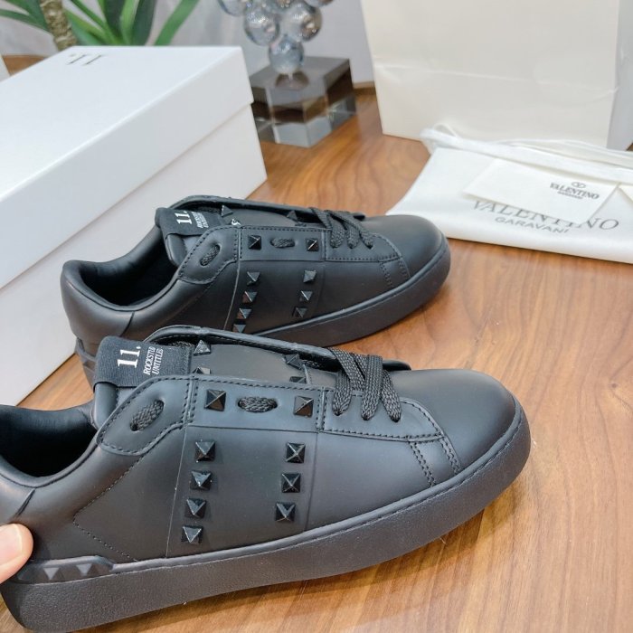 Valentino Unisex_Csaual shoes eur 35-45