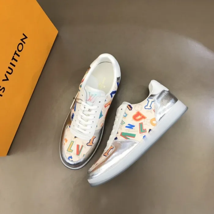LOUIS VUITTON men_Casual size eur 38-44