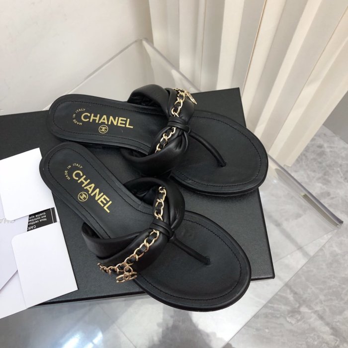 Chanel Women_Slippers/Sandals eur 35-39