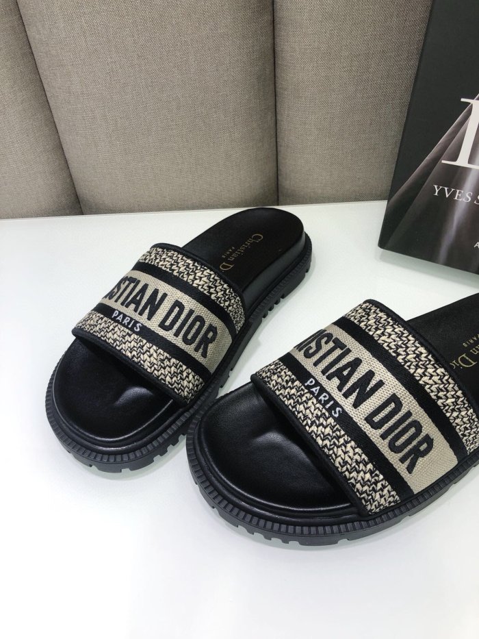 Dior Women_Slippers/Sandals eur 35-41