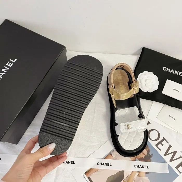 Gucci Women_Slippers/Sandals eur 35-40