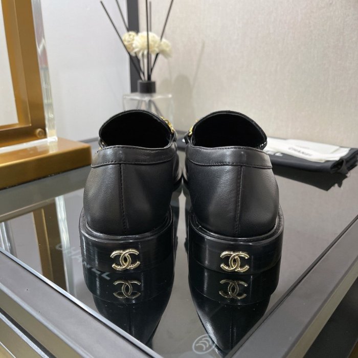 Chanel women _Csaual shoes eur 35-39