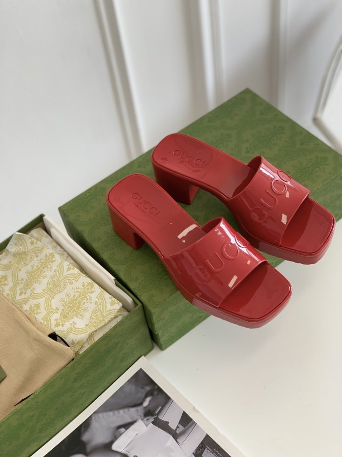 Chanel Women_Slippers/Sandals eur 35-40