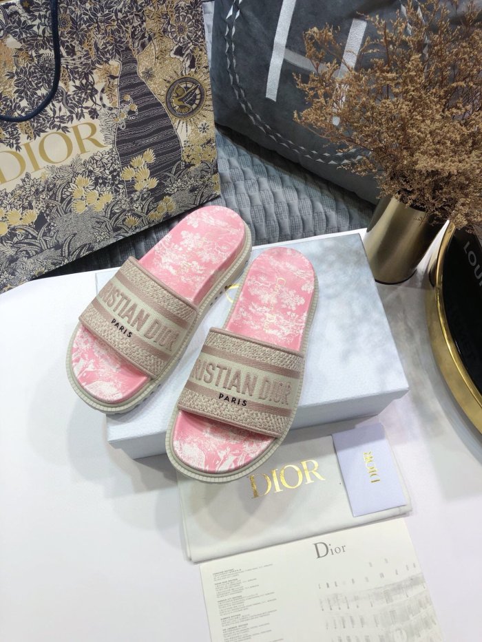 Dior Women_Slippers/Sandals eur 35-41