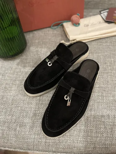Loro piana Women_Slippers/Sandals size eur 35-40