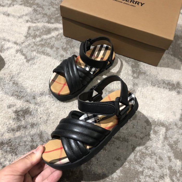 Burberry Children's Sandals/Slippers eur 26-34