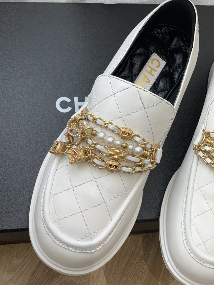 Chanel women _Csaual shoes eur 35-40