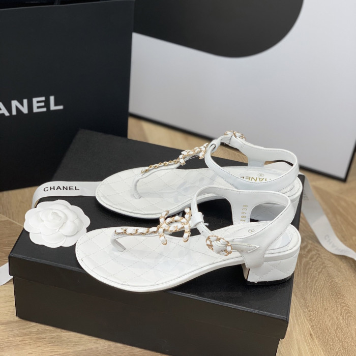 Chanel Women_Slippers/Sandals eur 35-40