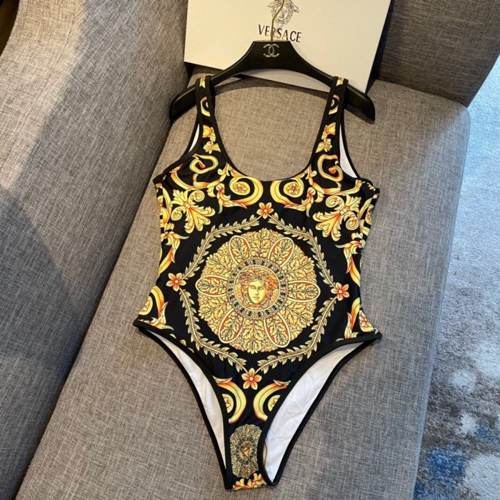 Versace swimsuit size：S-XL