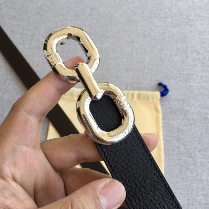 LOUIS VUITTON Belt