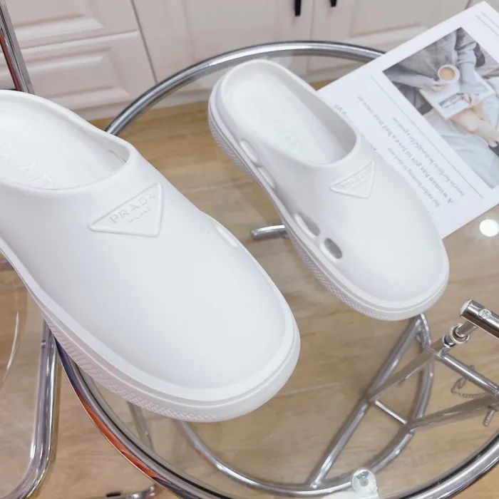 Prada Unisex_Slippers/Sandals eur 35-45