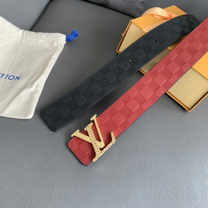 LOUIS VUITTON Belt