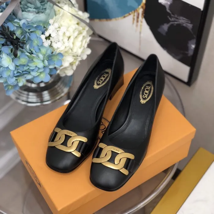 Tods women _Csaual shoes eur 35-40
