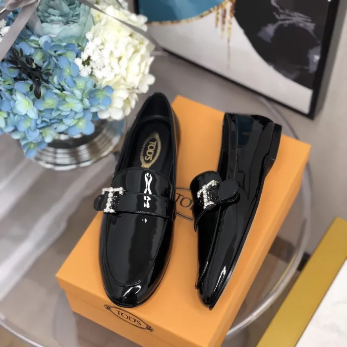 Tods women _Csaual shoes eur 35-40