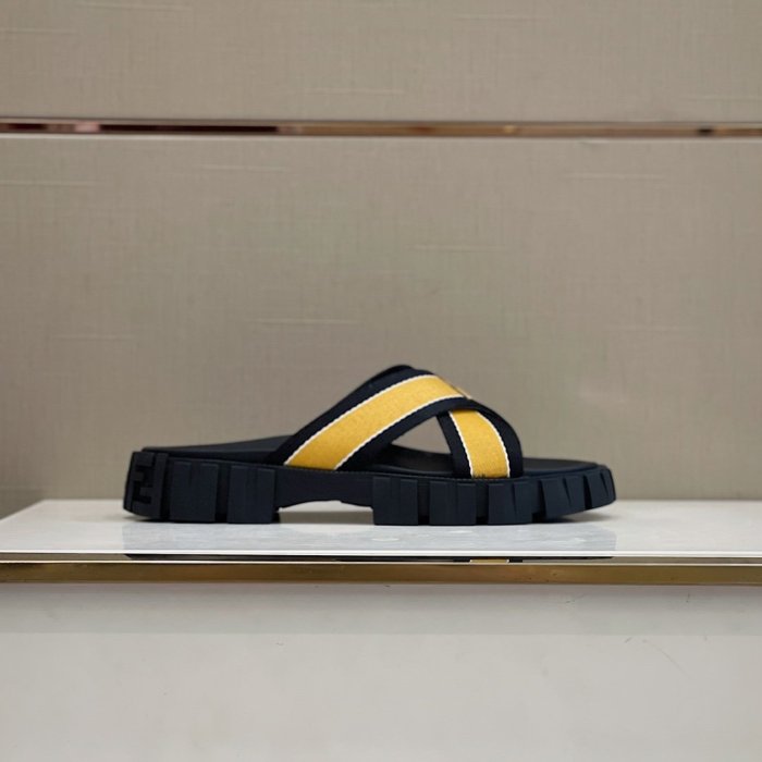 Fendi Men_Slippers/Sandals eur 38-44