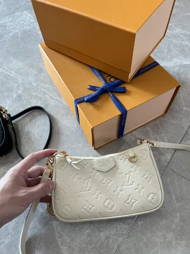 LOUIS VUITTON bags