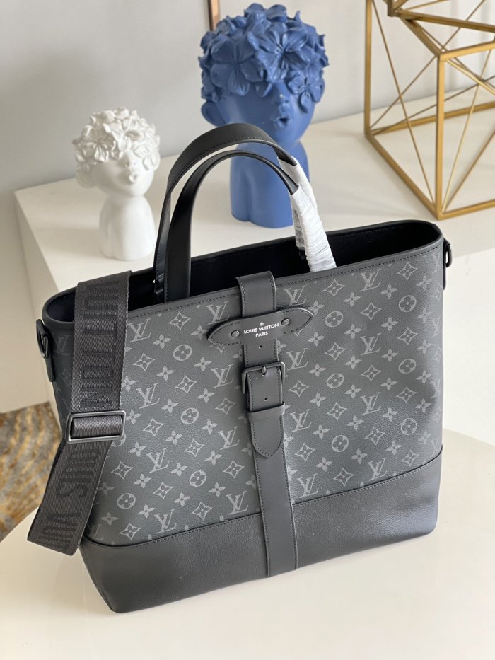 LOUIS VUITTON bags