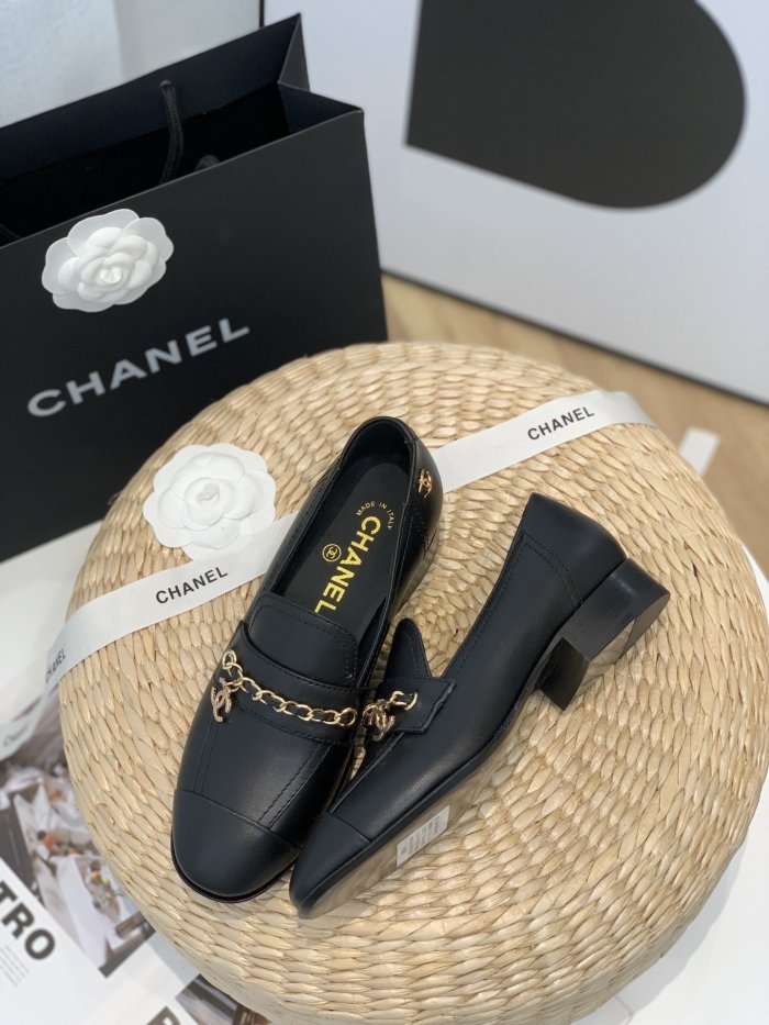 Chanel women _Csaual shoes eur 35-40