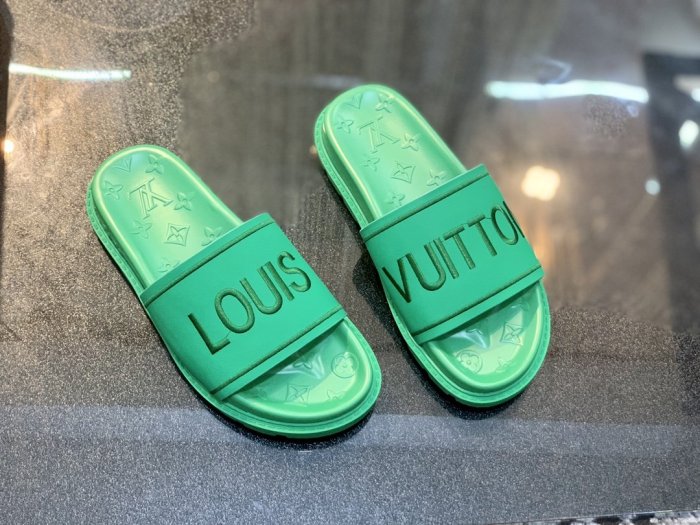 LOUIS VUITTON Unisex_Slippers/Sandals eur 35-45