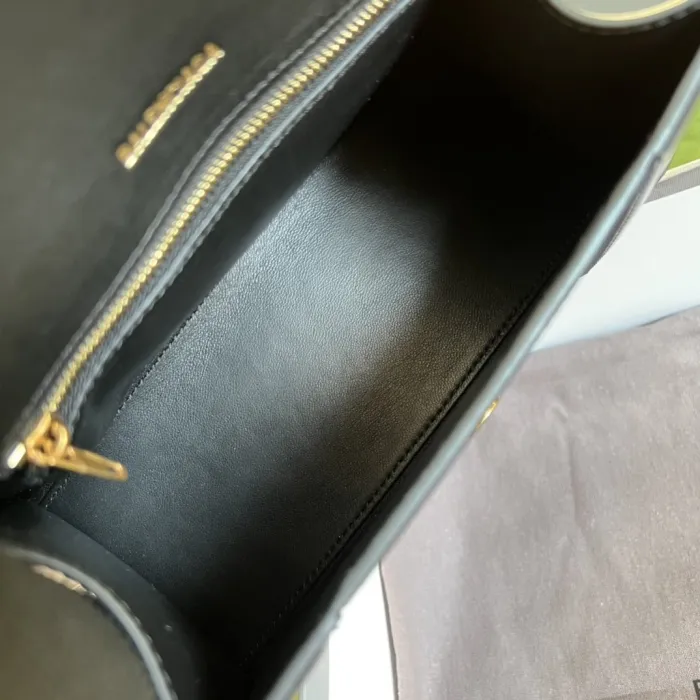 Gucci bags
