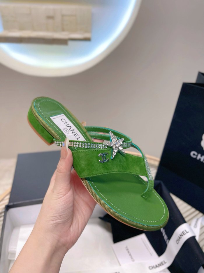 Chanel Women_Slippers/Sandals eur 35-40