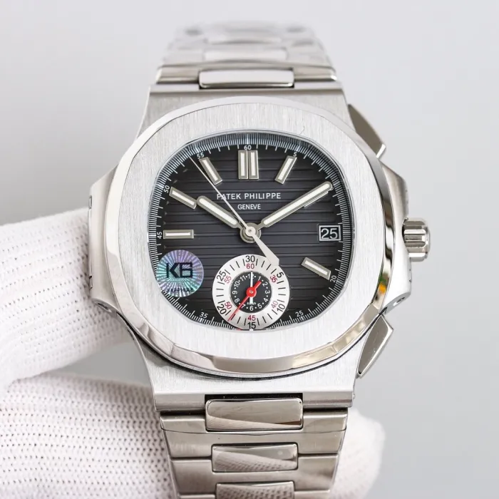 PATEK PHILIPPE Seamaster Nautilus 40.5 MM